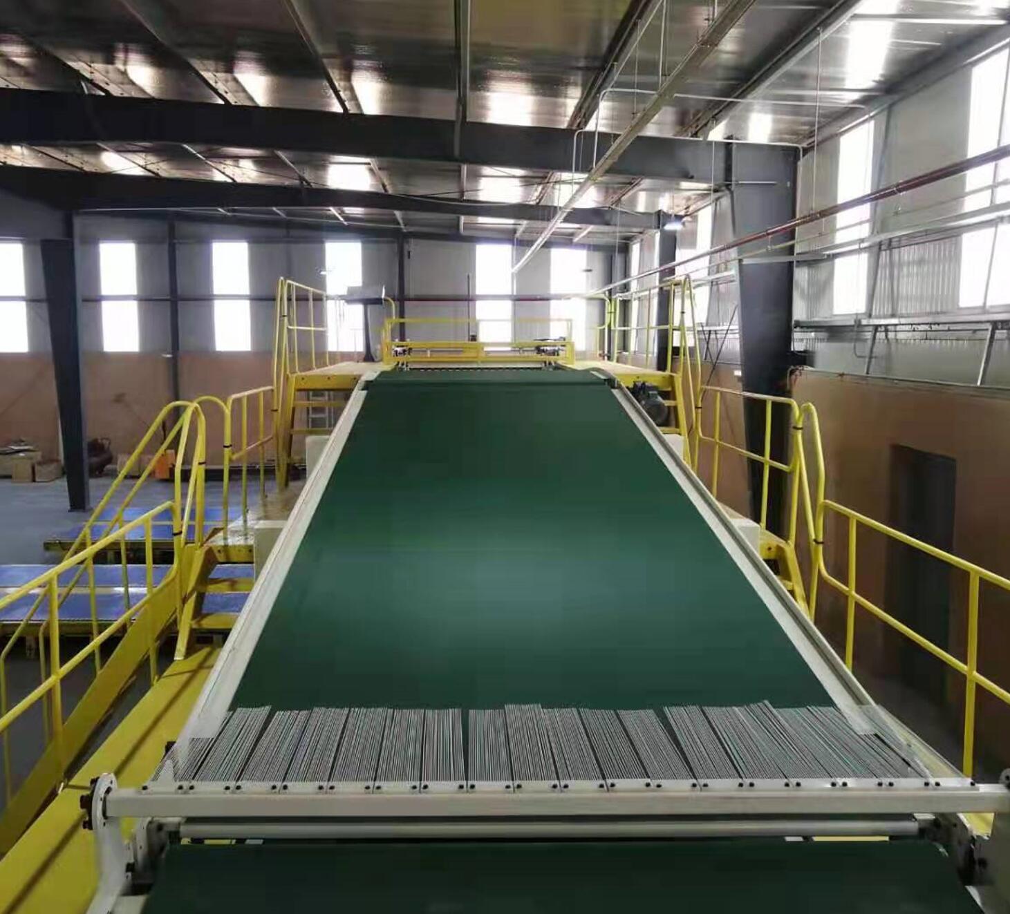 DÂY CHUYỀN SÓNG CARTON ĐIỀU KHIỂN BẰNG VI TÍNH TỐC ĐỘ CAO (100m-300m/PHÚT)